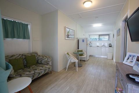 Pale Pacific Holiday Units - St Kilda Accommodation 19