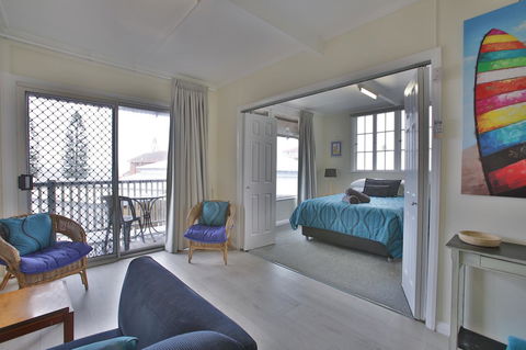 Pale Pacific Holiday Units - St Kilda Accommodation 24