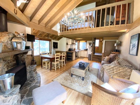 Westons - St Kilda Accommodation 0
