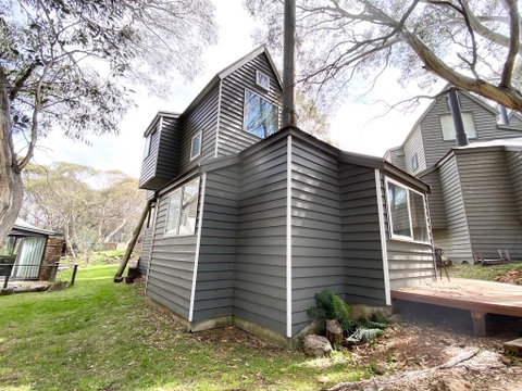 Westons - St Kilda Accommodation 2