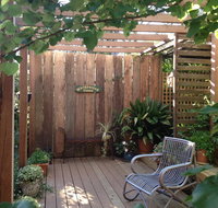 Whispering Pines Bed and Breakfast - St Kilda Accommodation