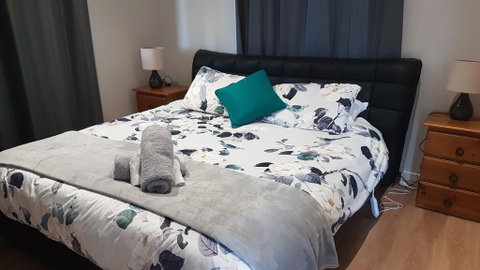 White Cedar Cottage - St Kilda Accommodation 3
