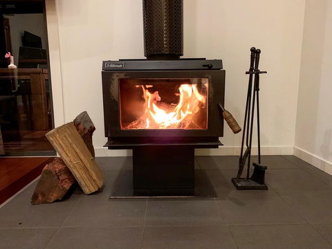 Witches Falls Cottages - St Kilda Accommodation 1