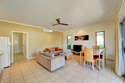 Woodgate Beach Houses - St Kilda Accommodation 1