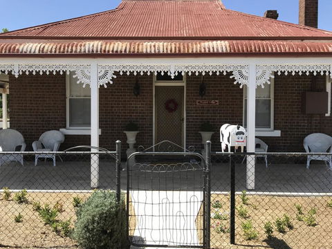 Woodstock Cottage - St Kilda Accommodation 0