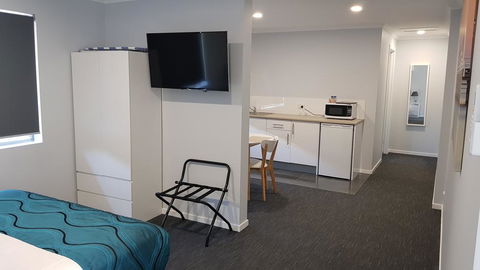 Wynnum Anchor Motel - St Kilda Accommodation 1