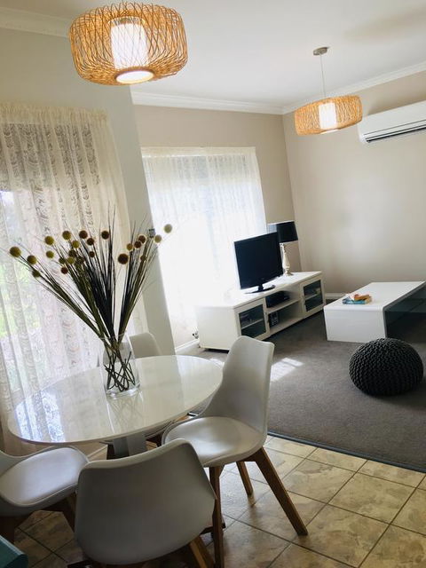 Wypinga B&B - Pet Friendly - St Kilda Accommodation 3