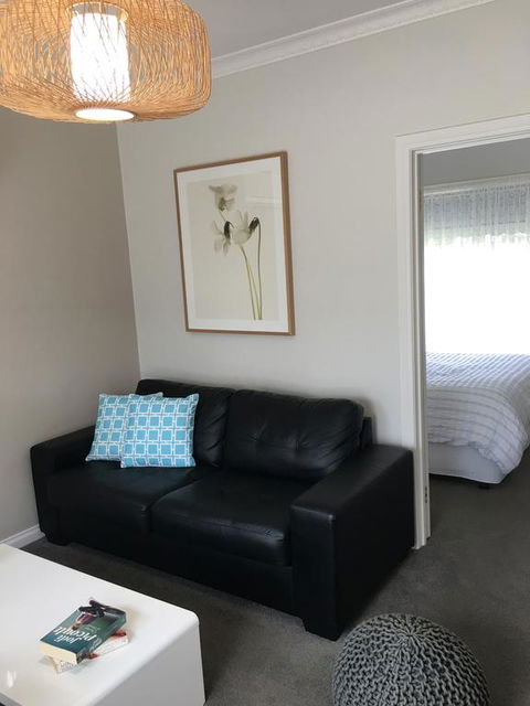 Wypinga B&B - Pet Friendly - St Kilda Accommodation 1