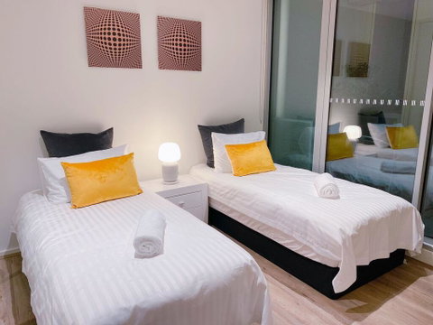 Xu's Residence@888 Collins St - St Kilda Accommodation 3