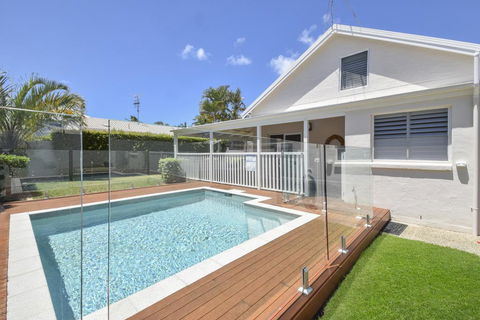 Wyuna Drive - St Kilda Accommodation 2
