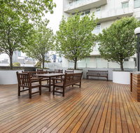 of SouthbankLight filled apartmentHUGE private terrace with city viewsParkingPoolGymWiFi - St Kilda Accommodation