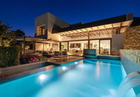 Book Kawana Waters Accommodation Vacations St Kilda Accommodation St Kilda Accommodation