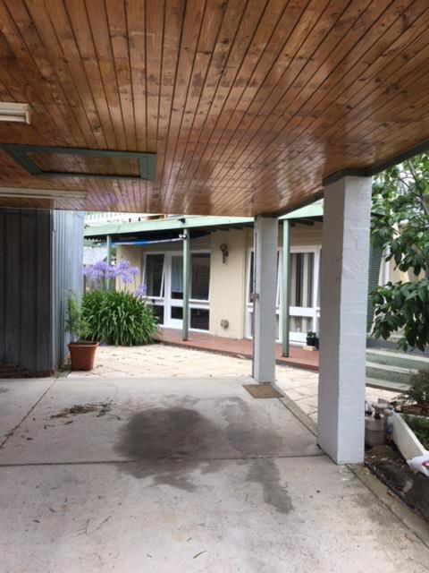 A2, 9A In The East Suburb - St Kilda Accommodation 1
