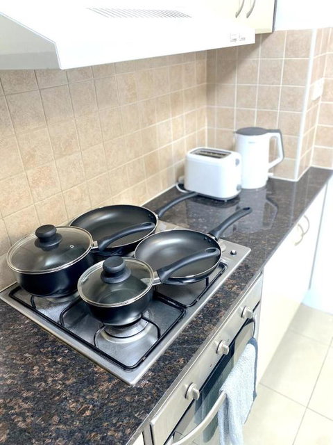 A Cozy 2B2B Apartment Near Airport & Train Station - St Kilda Accommodation 4