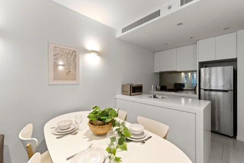A Chic & Comfy 2BR Apt Near Federation Square - St Kilda Accommodation 2