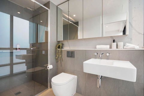 A Comfortable Stay Awaits You In Southbank - St Kilda Accommodation 4