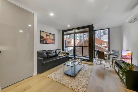 A Comfy 2BR Apt 5-Min Walk To Melbourne Central - St Kilda Accommodation 1