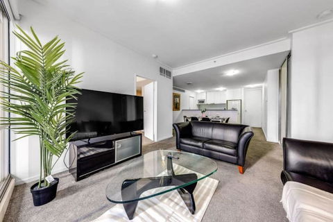 A Comfy 2BR Apt Right Next To Darling Harbour - St Kilda Accommodation 0