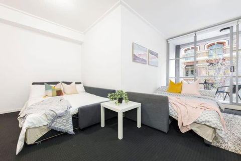 A Comfy Studio For 6 Next To Darling Harbour - St Kilda Accommodation 2