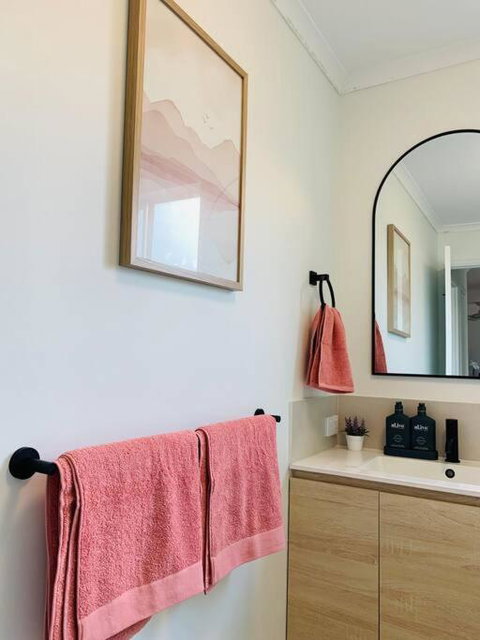 A Cosy And Peaceful Apartment In The Heart Of Yandina - St Kilda Accommodation 1