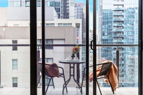 A Cozy 2BR Apt Near Crown Sleeps 6 FREE Parking - St Kilda Accommodation 4