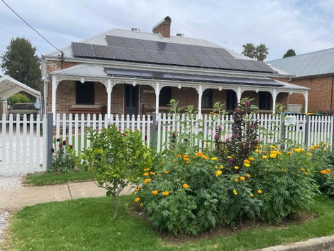 A Homestead On Market - St Kilda Accommodation 0