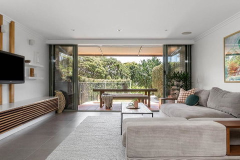 A Perfect Stay - 1 James Cook Apartments - St Kilda Accommodation 4