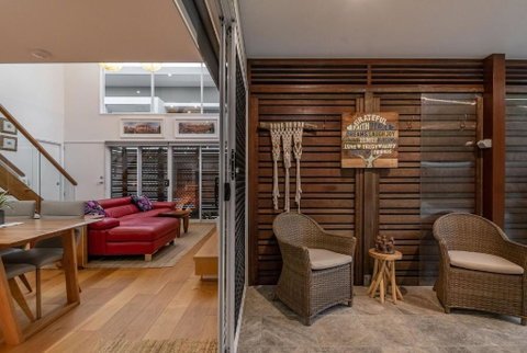 A Perfect Stay - Byron Sunrise - Heated Pool - St Kilda Accommodation 4