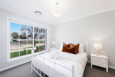 A Refreshing Mudgee Getaway At Felicitys On Court - St Kilda Accommodation 3