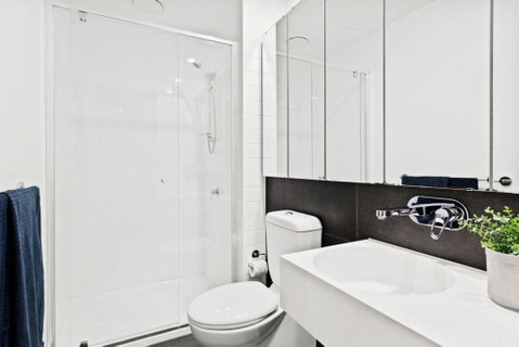 A Stylish 2BR Apt Next To Southern Cross With City Views - St Kilda Accommodation 3