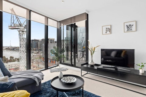 A Stylish 2BR Apt With FREE Parking - St Kilda Accommodation 0