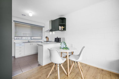 A Sweet Caroline Thomastown Stay - St Kilda Accommodation 2