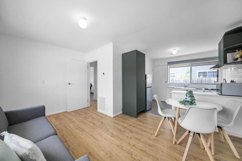 A Sweet Caroline Thomastown Stay - St Kilda Accommodation 4