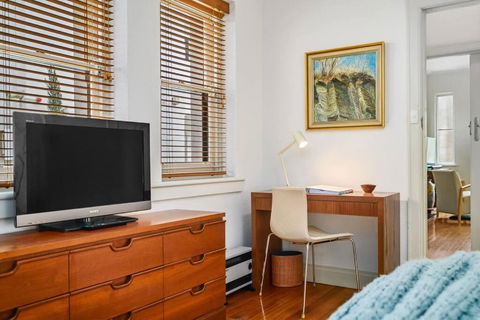 A1 Art Deco 2 Bedroom Apt Sleeps 5 Nimmo1 - St Kilda Accommodation 4