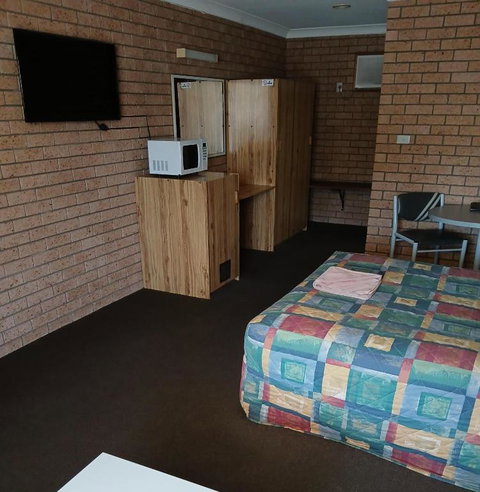 Aaron Inn Motel - St Kilda Accommodation 4