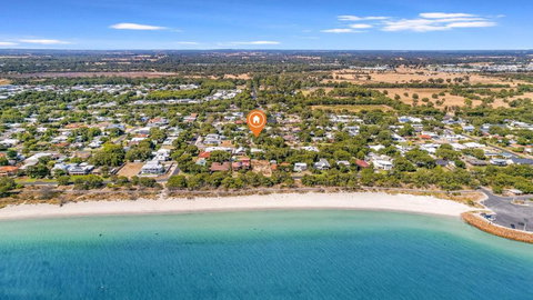 Abbey Beach Shack - St Kilda Accommodation 3