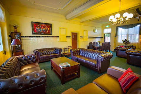 Abernethy House - St Kilda Accommodation 1