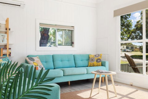 Abode Callala Beach Jervis Bay - 100m To Beach! - St Kilda Accommodation 3