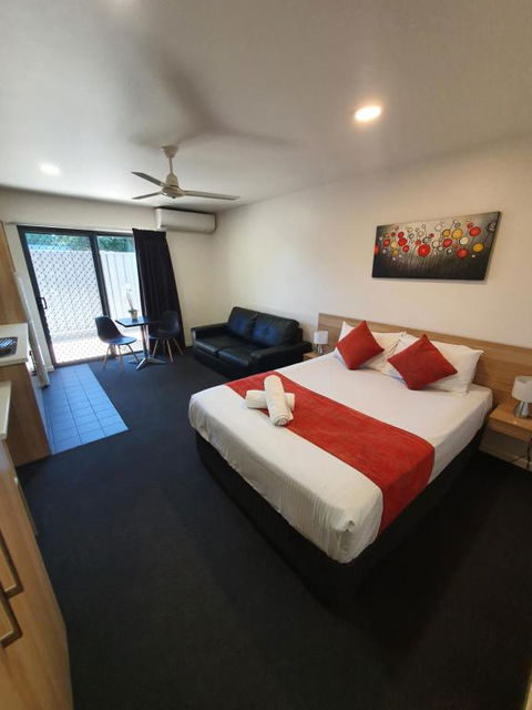 Abode37 Motel Emerald - St Kilda Accommodation 0