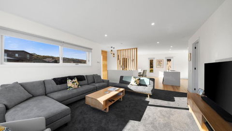 About Time - St Kilda Accommodation 2