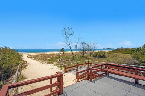 Absolute Beachfront Apartment! - St Kilda Accommodation 1
