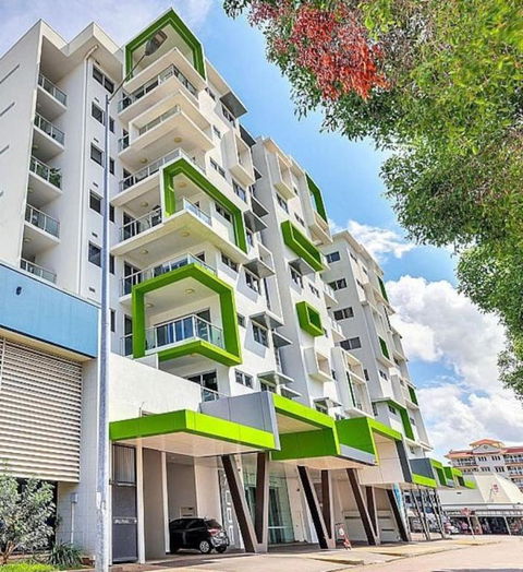 Absolute Hidden Gem In CBD - St Kilda Accommodation 0