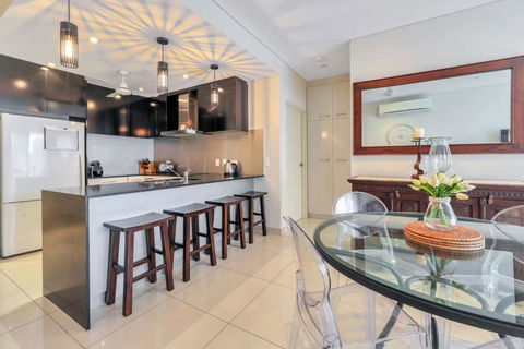 Absolute Hidden Gem In CBD - St Kilda Accommodation 3