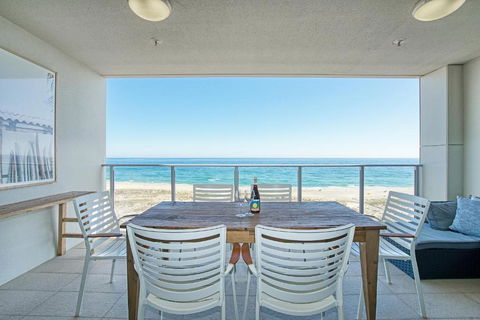 Absolute Kirra By EcoTime - St Kilda Accommodation 2