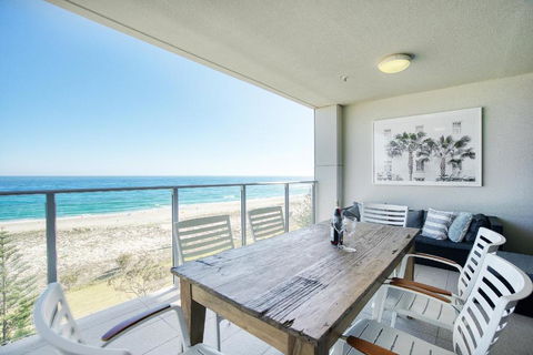 Absolute Kirra By EcoTime - St Kilda Accommodation 0