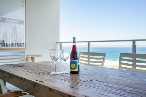 Absolute Kirra By EcoTime - St Kilda Accommodation 3
