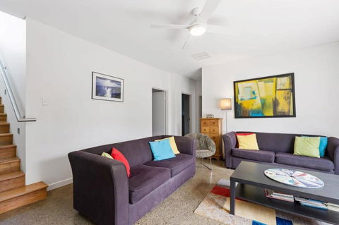 Absolute Luxury Beachfront - Middleton - BYO Linen - St Kilda Accommodation 2