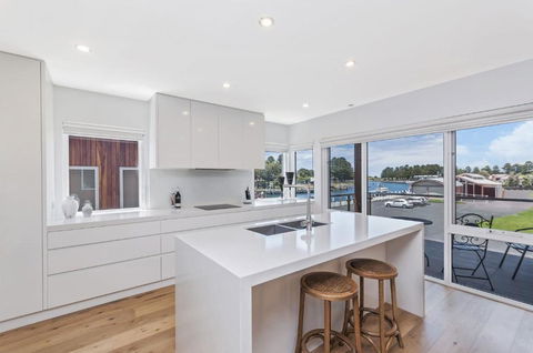 Absolute - St Kilda Accommodation 3
