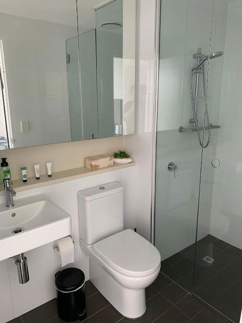 Absolute Waterfront Darwin - 1 Bedroom Apartments Over The Water - St Kilda Accommodation 3