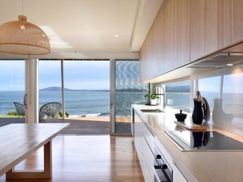 Absolute Waterfront - St Kilda Accommodation 2